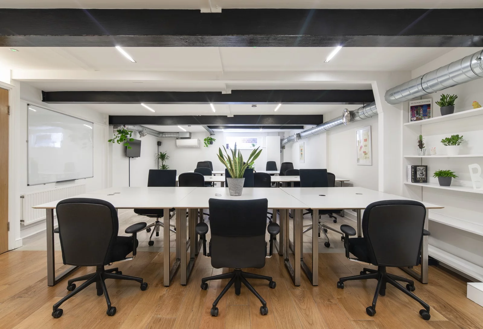 Best Office Spaces in London - Shoreditch - Brick Lane